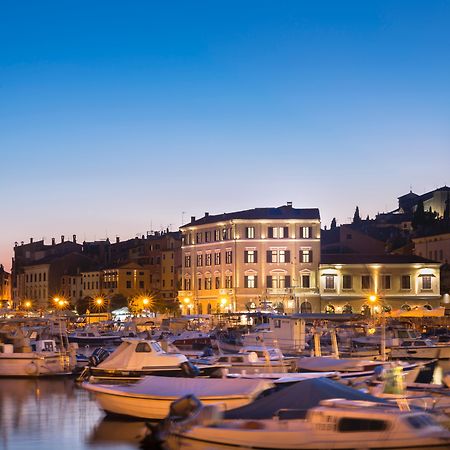 Hotel Adriatic Rovigno Esterno foto