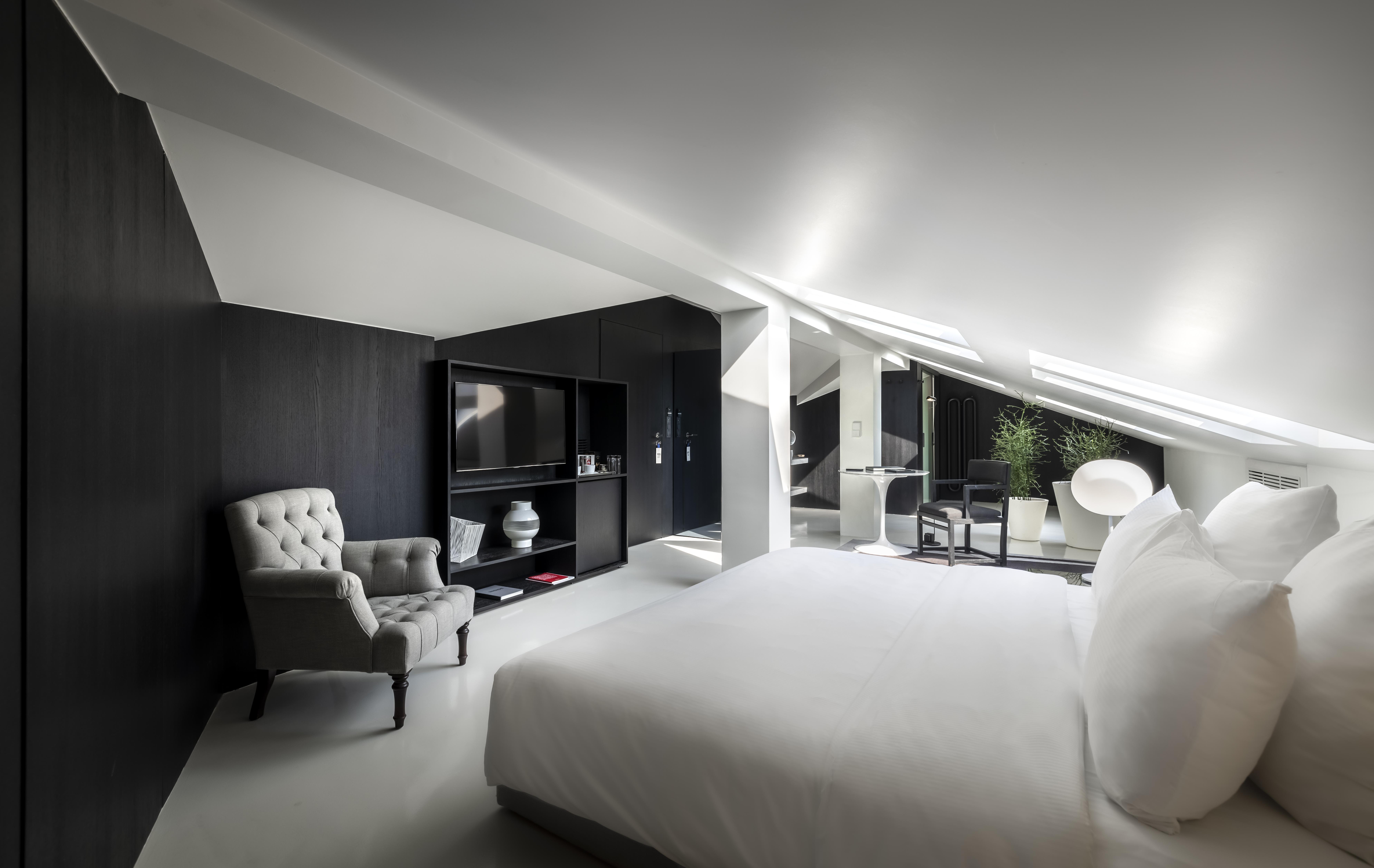 Hotel Adriatic Rovigno Esterno foto