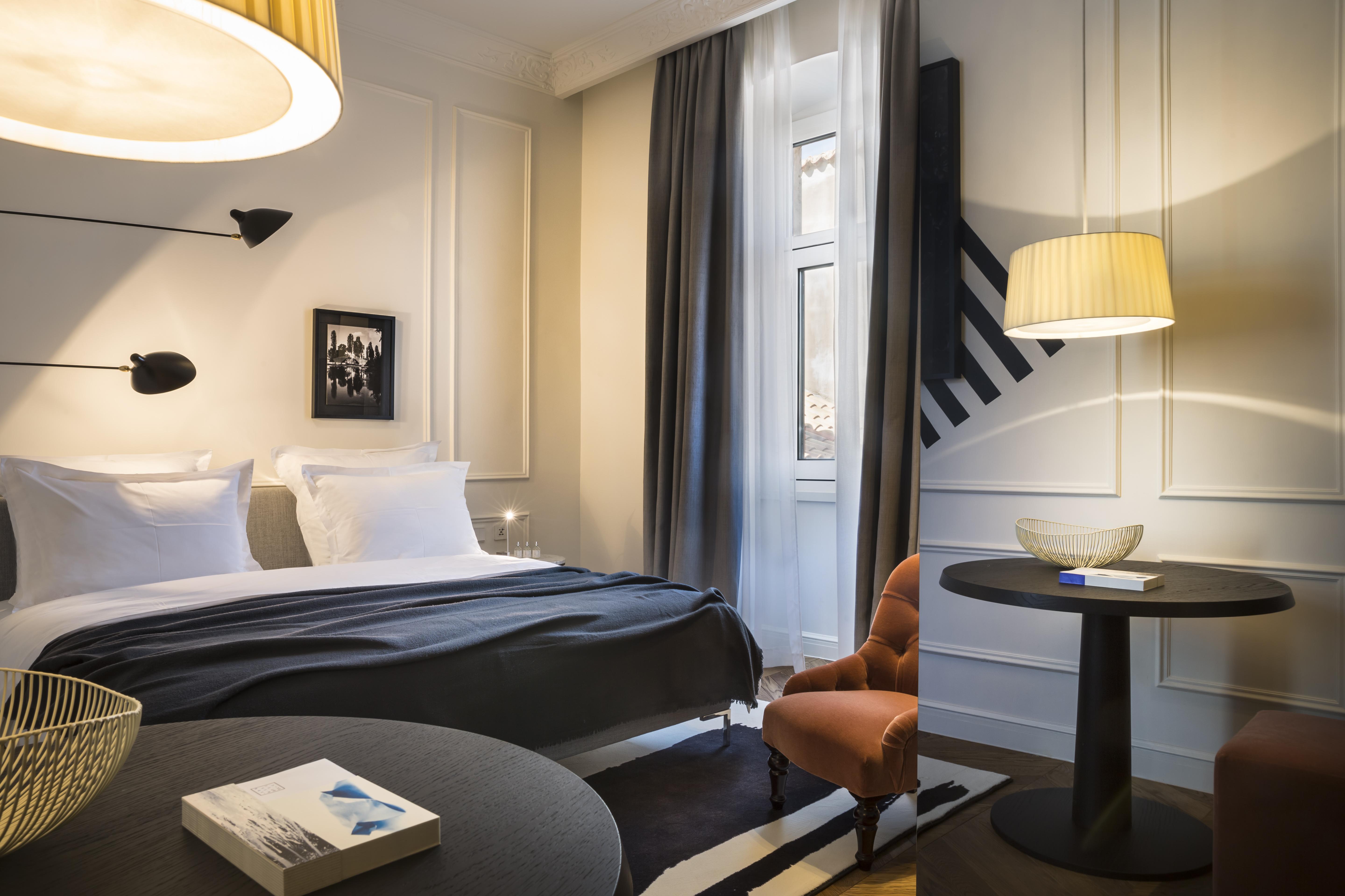 Hotel Adriatic Rovigno Esterno foto
