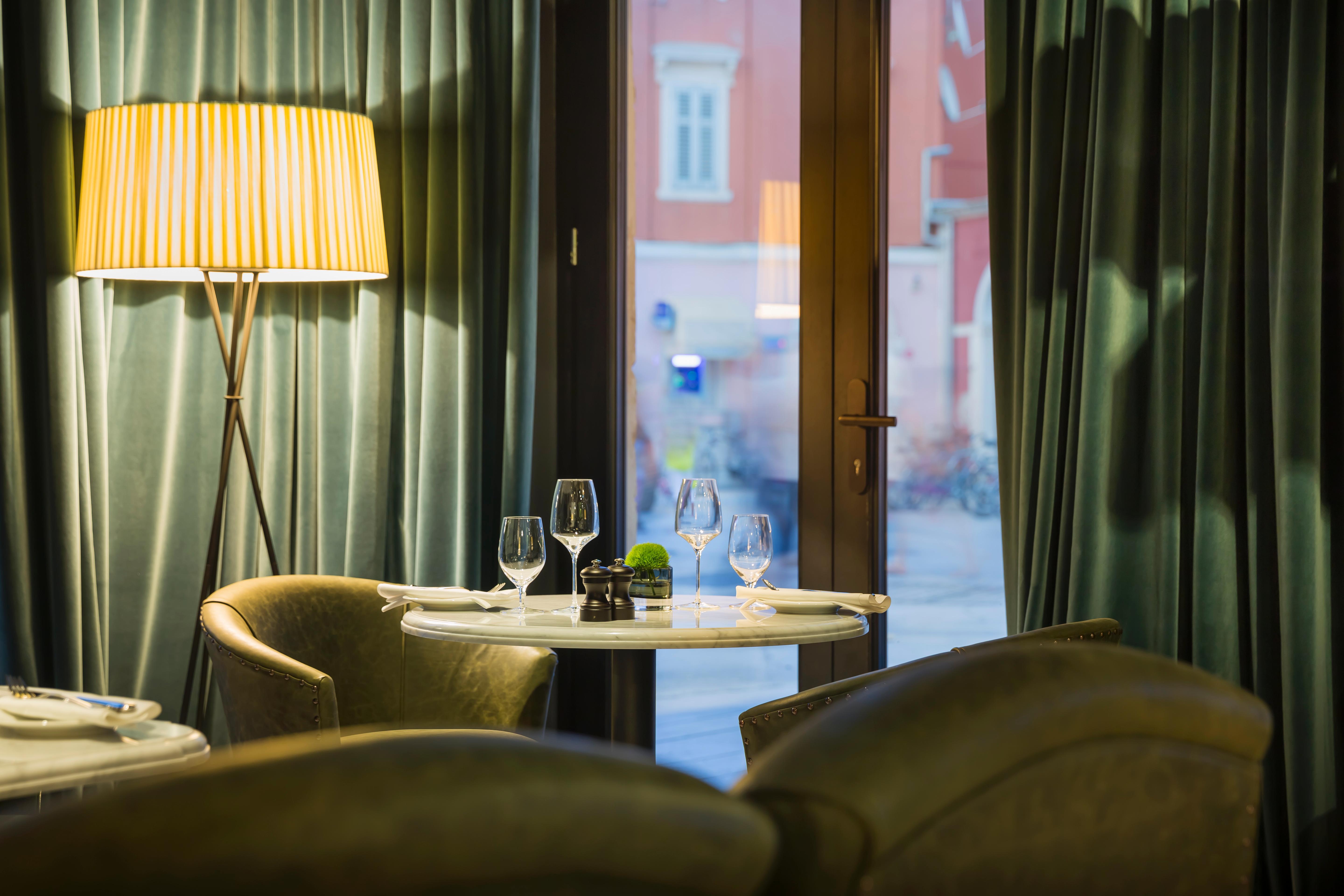 Hotel Adriatic Rovigno Esterno foto