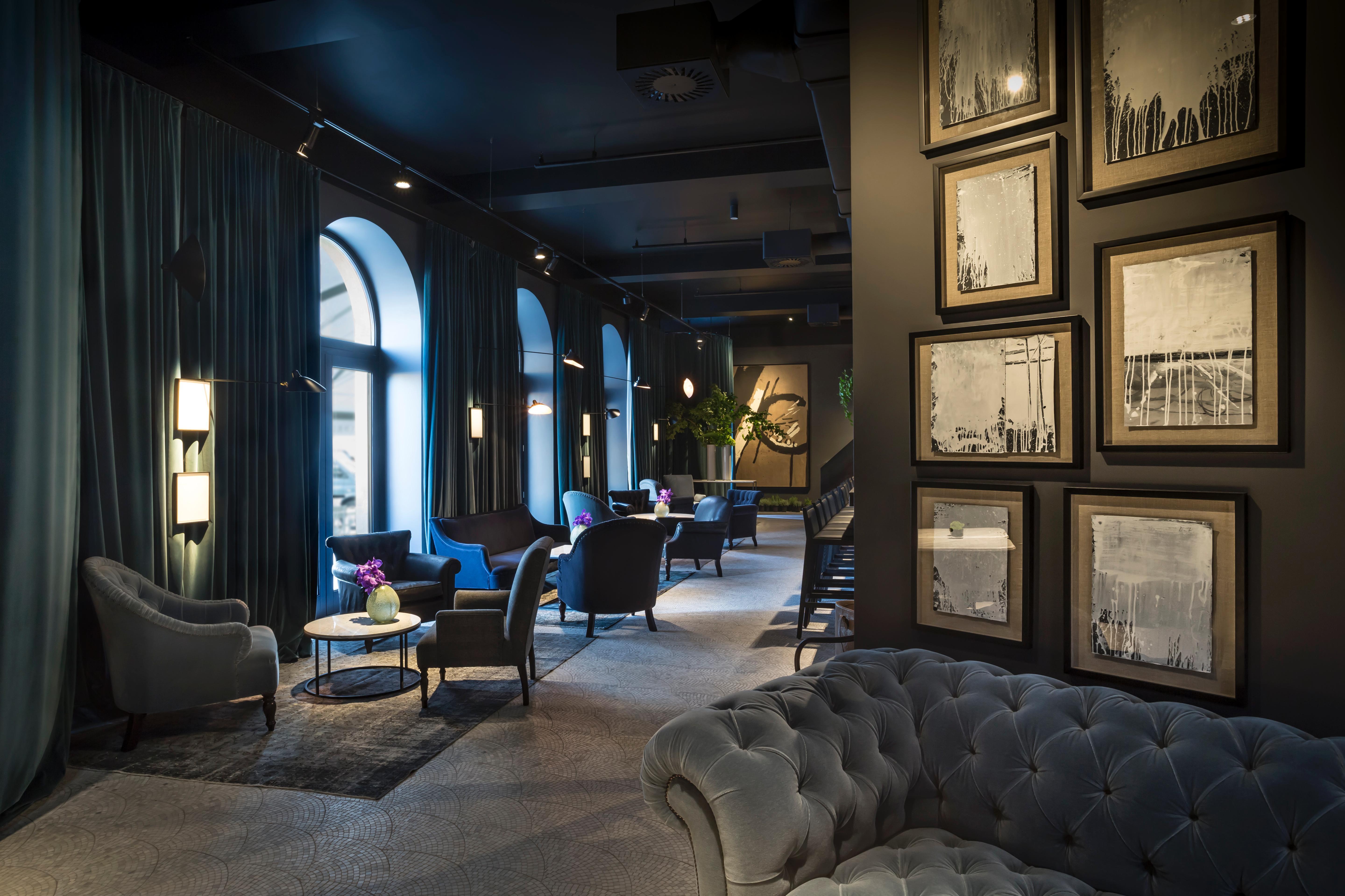 Hotel Adriatic Rovigno Esterno foto